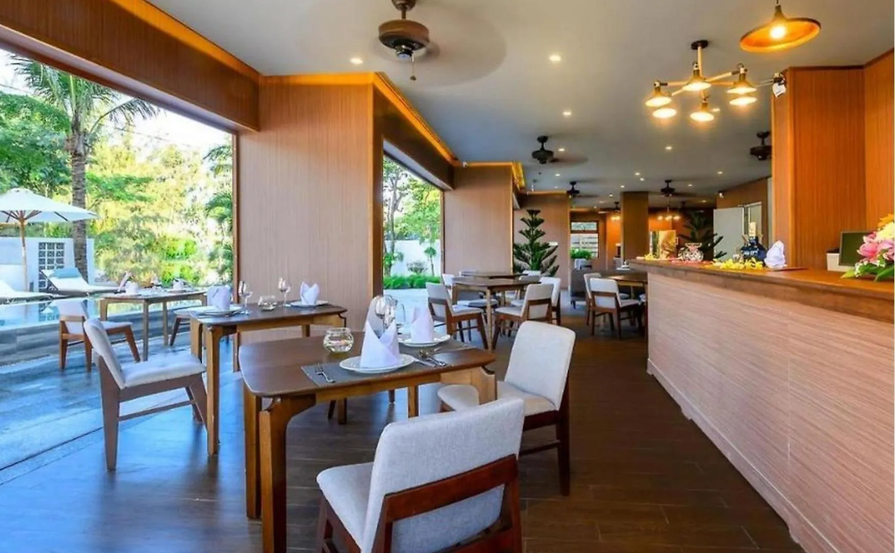 Hoi An Ocean Front Hotel 4*, Hoi An