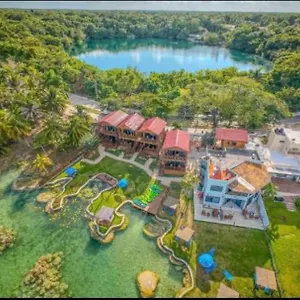 **** Hotel Blue Caribe Front Lagoon Mexico