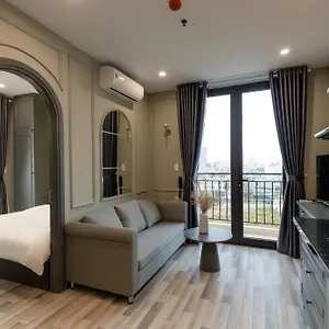 https://mercury-beach-danang.dananghotels.net