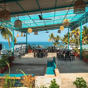 https://cliff-and-coral-varkala-north-cliff.kerala-hotels.net
